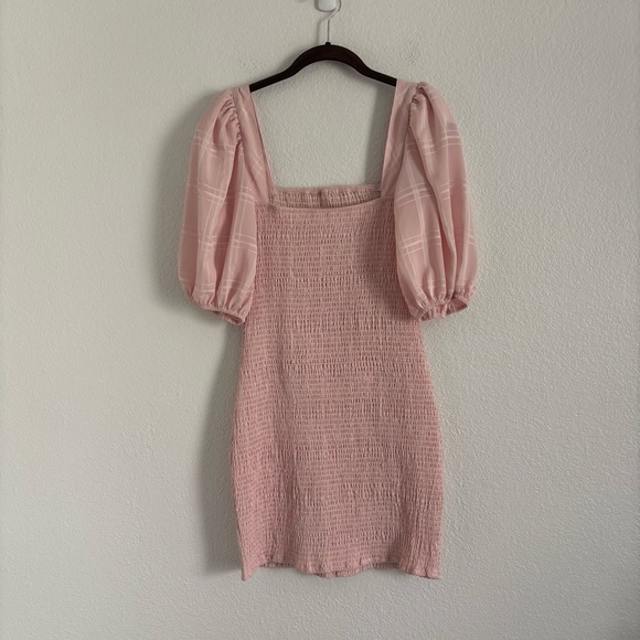 LPA Revolve Women's Size Large Blush Pink Smocked Dress w/Puff Sleeve - Picture 5 of 5
